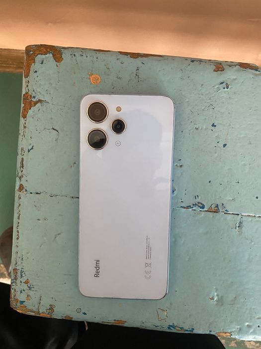 Redmi 12 8/256 бу