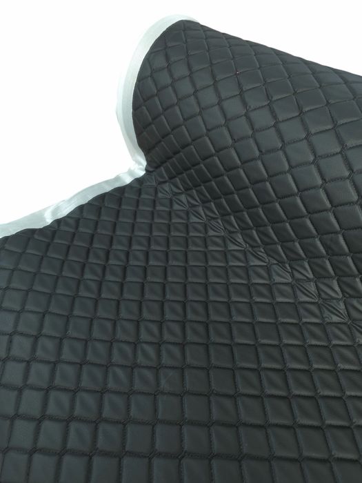 Imitatie Piele Matlasata Pe Suport De Burete Tapiterie Auto
