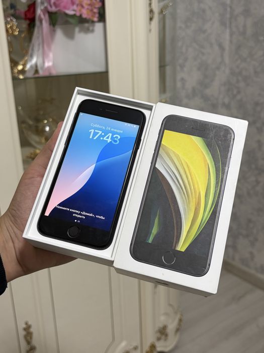 Iphone Se 2020 64 gb идеал сост