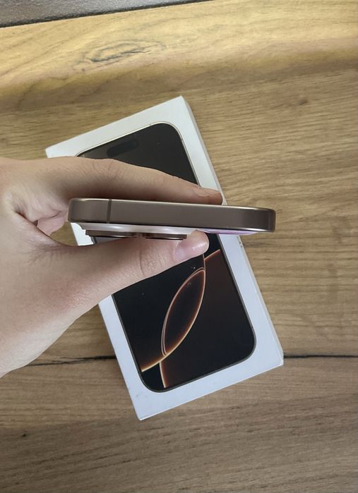 Iphone 16 pro,256, gold