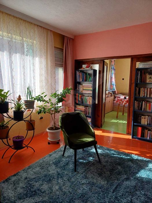 Продава се Етаж от къща в Пловдив, Младежки Хълм - 110 кв.м за 2500 €/кв.м - Снимка #1