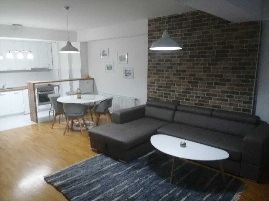 Дава се под наем Двустаен апартамент в Бургас, Славейков - 54 кв.м за 204 € - Снимка #3