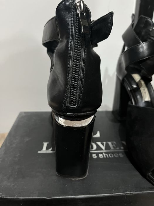 Босоножки 36 размера