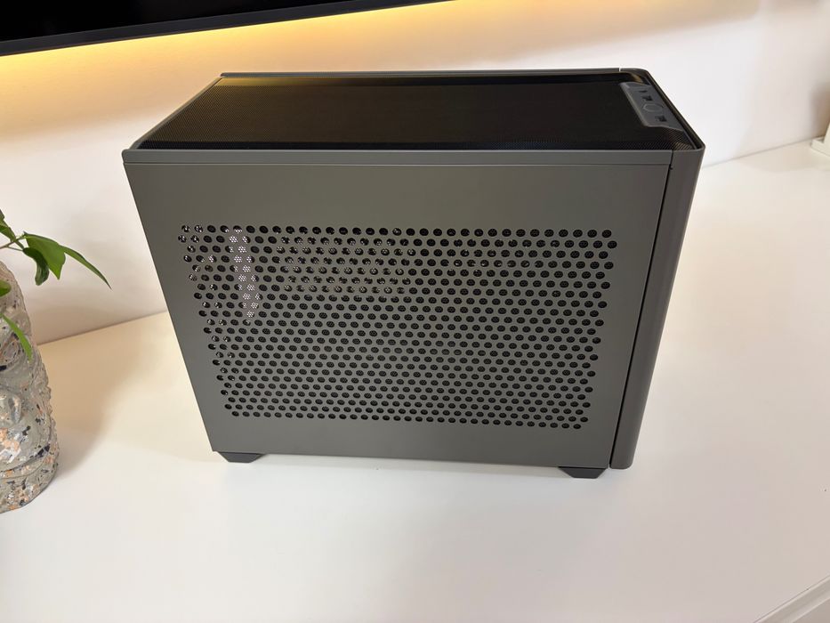 Cooler Master NR200P Max + AIO 280mm