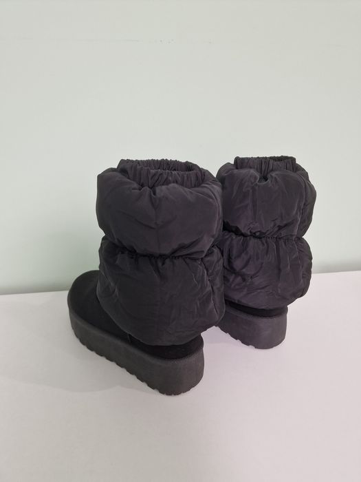 Черни боти с дебела подметка