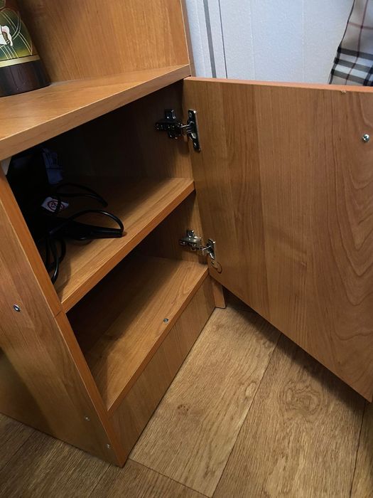 Продам стеллаж угловой