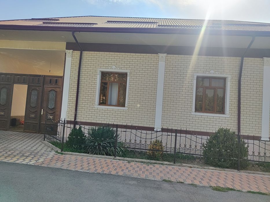 Ўртасаройда тезда хамма шароитга эга уй сотилади