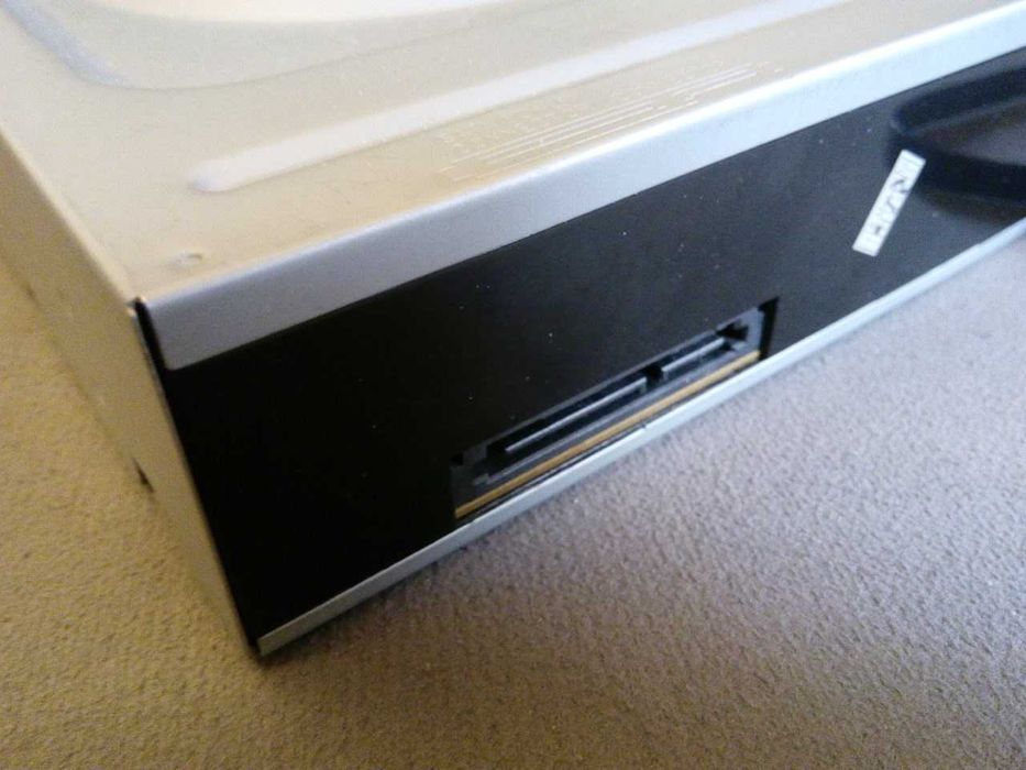 дискавод пишуший DVD RW