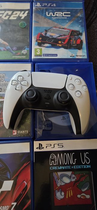 PlayStation 5 Slim 1TB Disc Edition + 8 Игри + Слушалки + Зарядна станция (С кутия