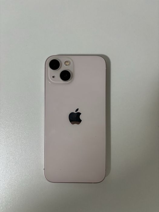 Продам Айфон Iphone 13