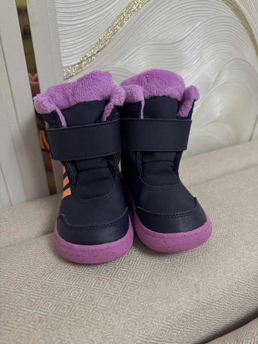 Ботинки зимние для девочки adidas