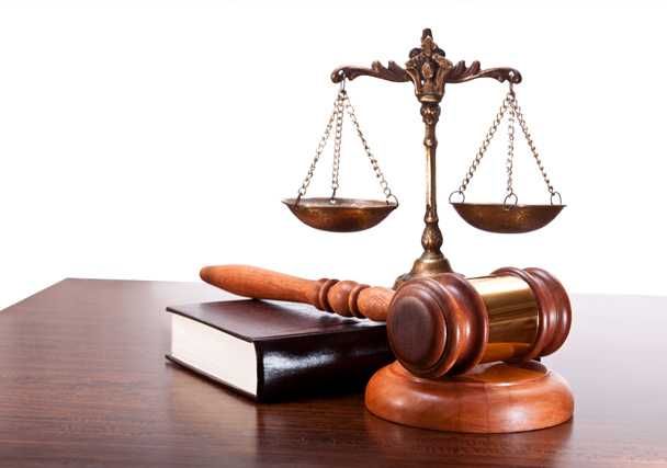 Услуги адвоката по гражданским, уголовным, административным делам