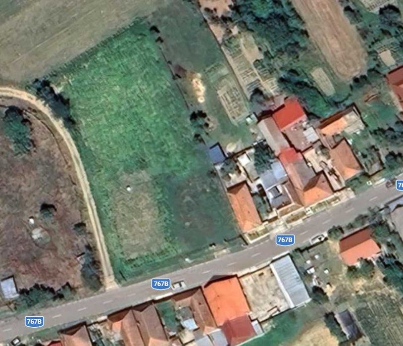 Vând teren intravilan în localitatea Copăcel, Bihor. 3082 mp