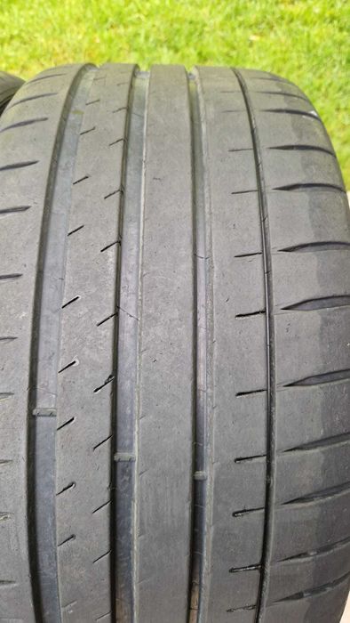 anvelope vara 235 35 ZR 19 Michelin