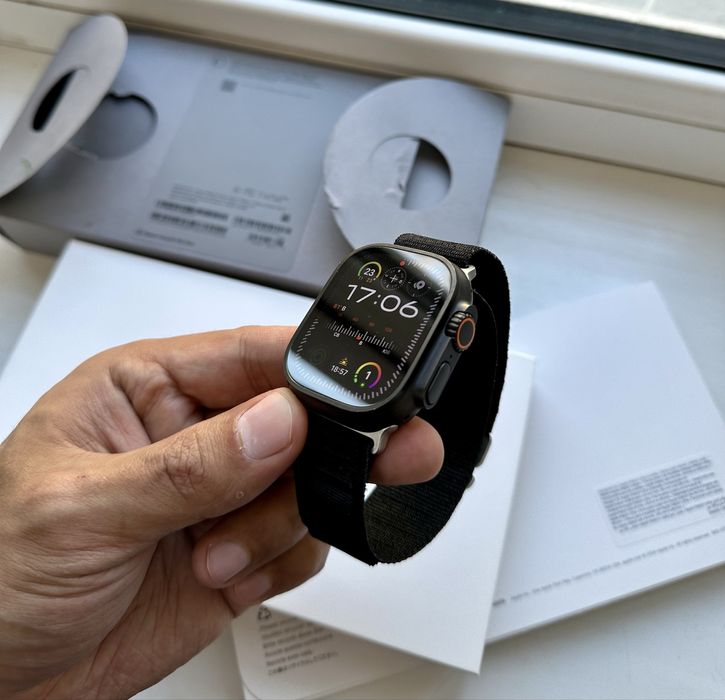 Apple iWatch Ultra(2) Black Titanium 49mm 100%