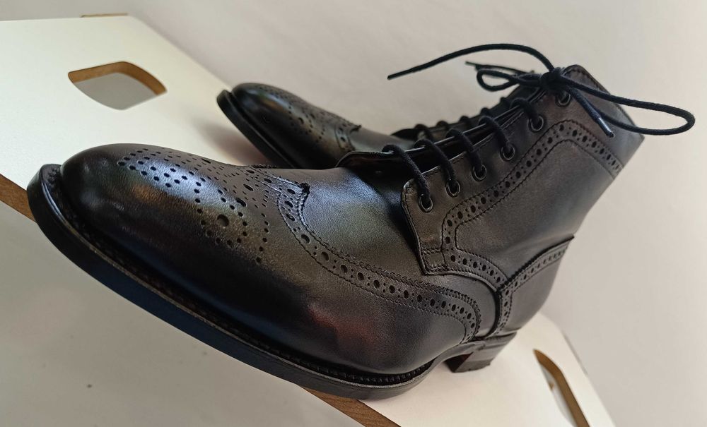 Ghete de lux 39.5 40 brogue lucrate manual GREVE NOI piele naturala