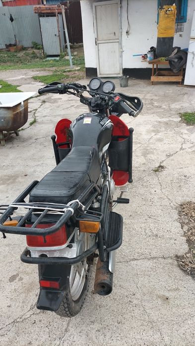 Мотоцикл 200 куб