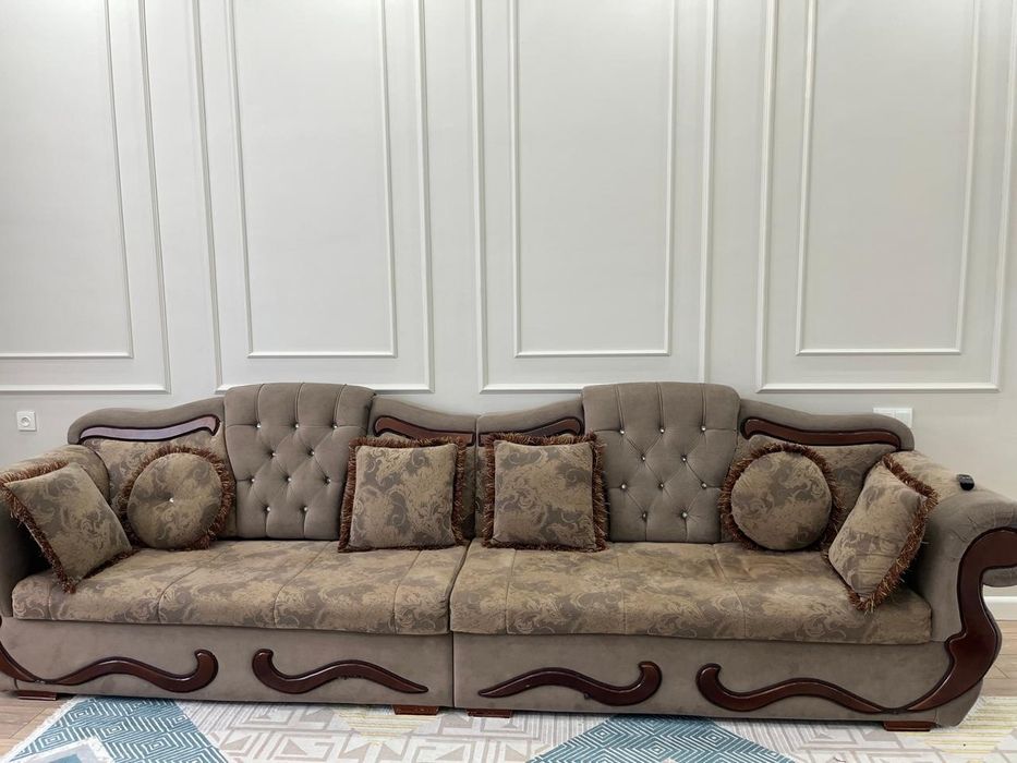 срочна продам диван