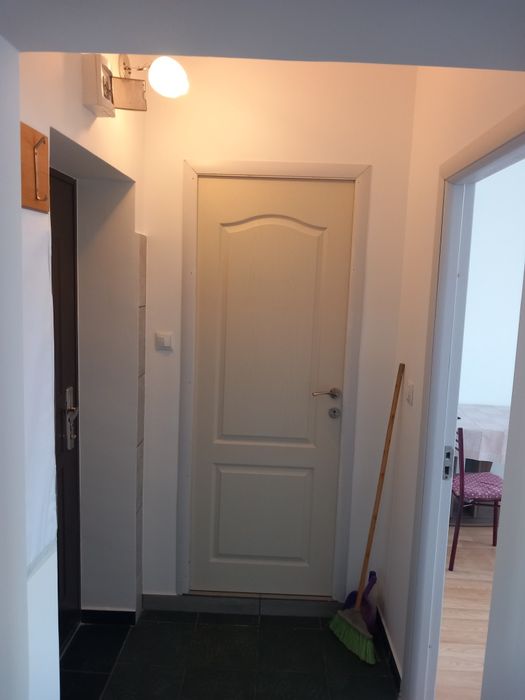 Vând apartament 2 camere în Câmpina Prahova