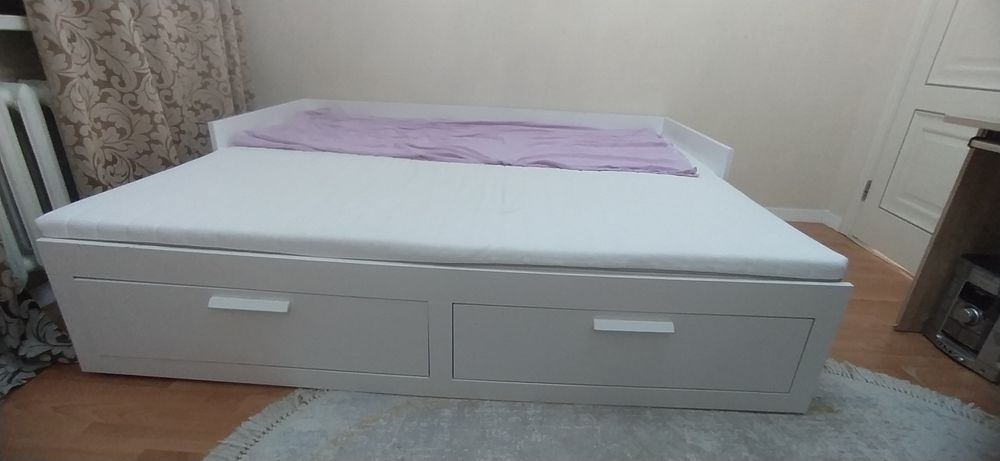 Продаю кровать икею