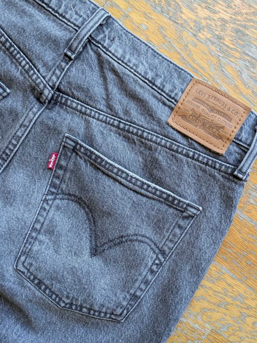 Levi's gray jeans
