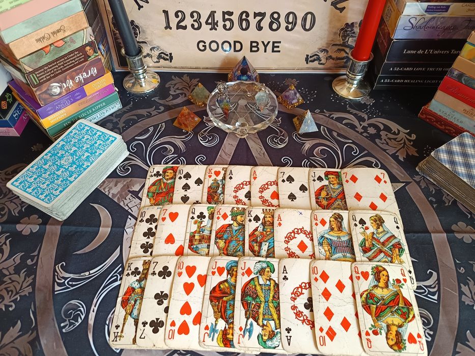 Ghicit in 24 cărți de joc PDF- Original scris de mine