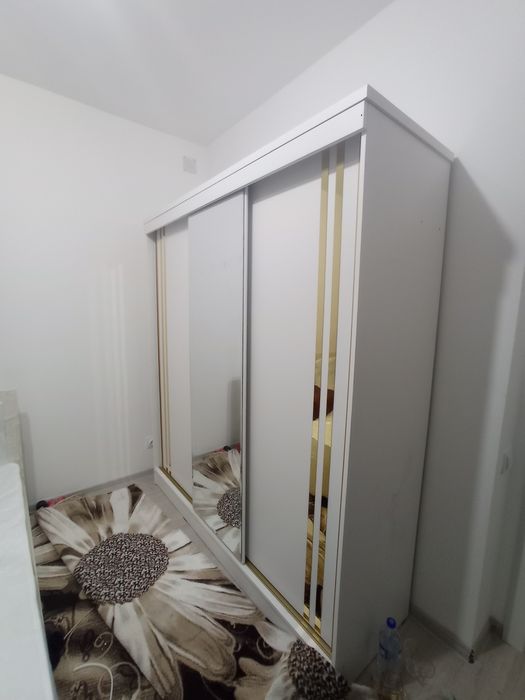 Sotuvda 180 shkaf bor в продаже есть шкаф 180