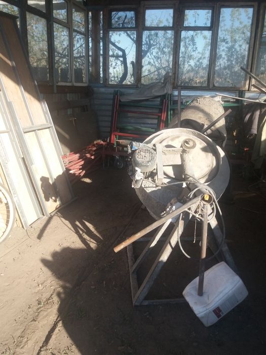 Отбойный молоток отбойник