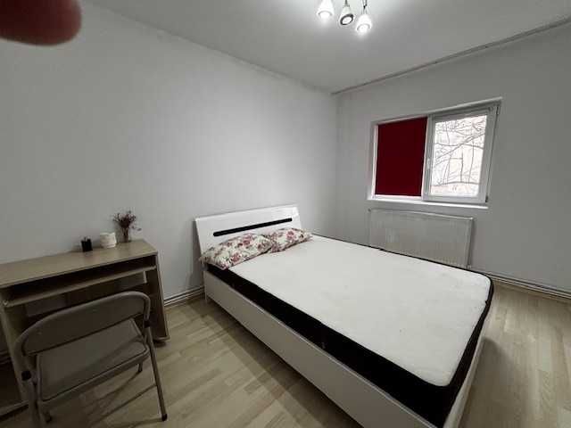 Inchiriez apartament 4 camere, Nae Leonard, S-uri, liber