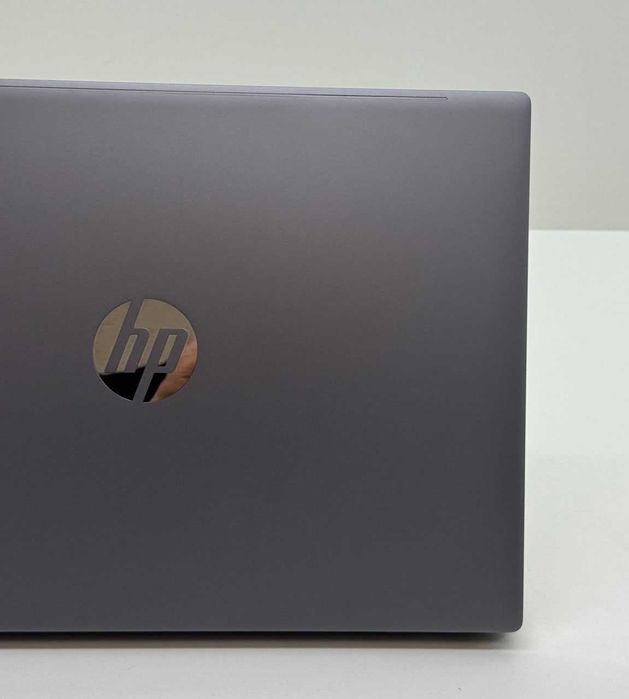 HP Pavilion 16 —  Ryzen 5 8540U / 512GB NVMe M.2 SSD / 8GB LPDDR5 /