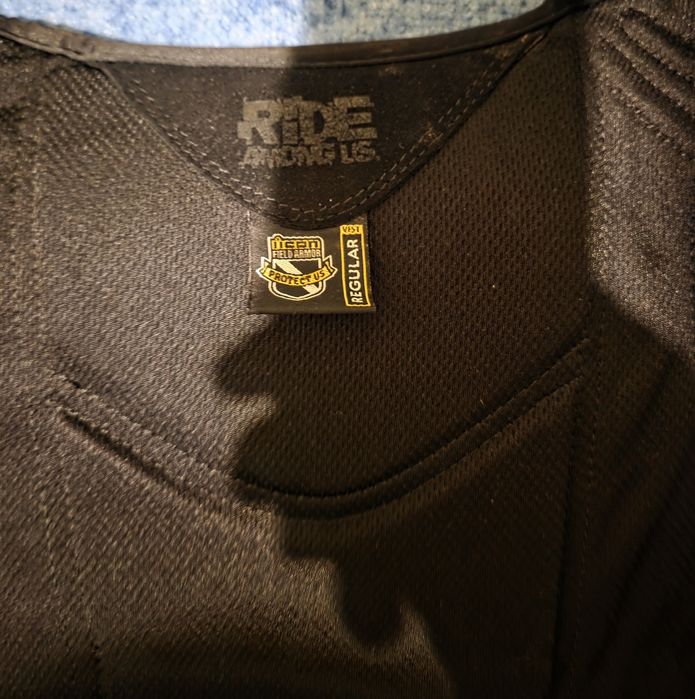 Протектор за гръб Icon