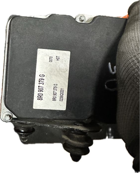 ABS модул за Абс управление Audi Q5 8R0614517Q 8R0907379G