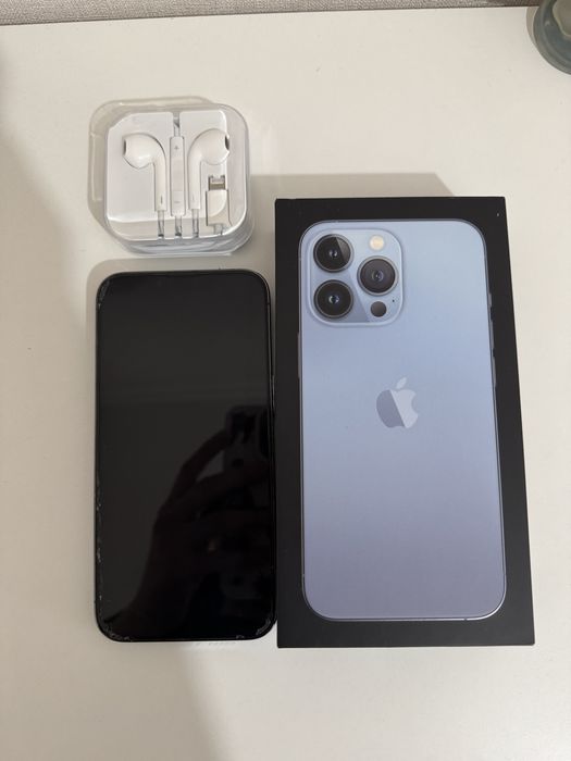 iPhone 13 pro 256 гб