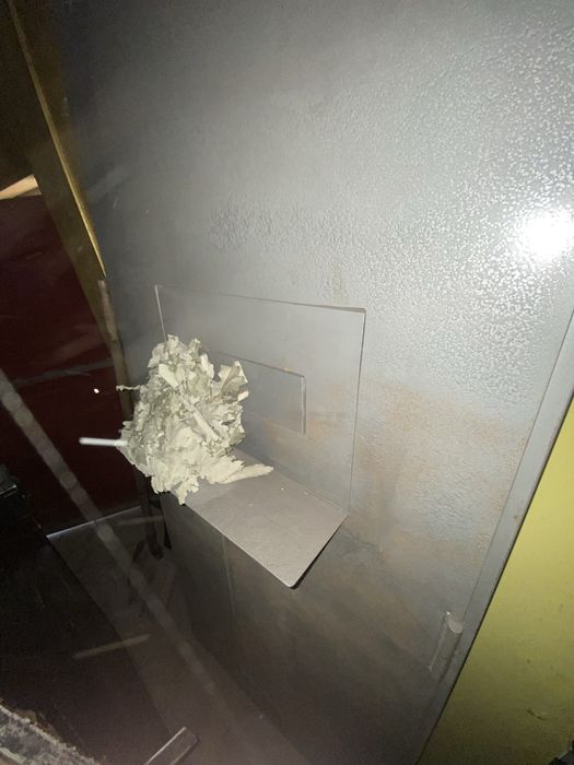Железные двери срочно продам