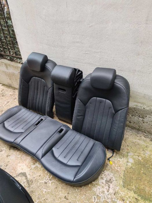 салон за Audi a8 d4