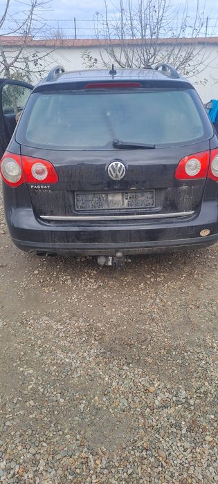 Vând haion spate vw Passat B6 combi cu puțină rugina
