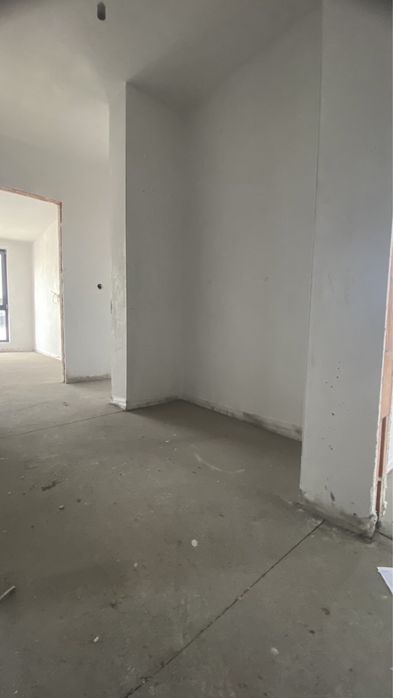 Продава се Тристаен апартамент в Пловдив, Остромила - 114 кв.м за 1202 €/кв.м - Снимка #5