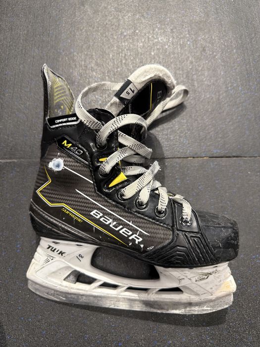 Продам хоккейные коньки Bauer m40 supreme