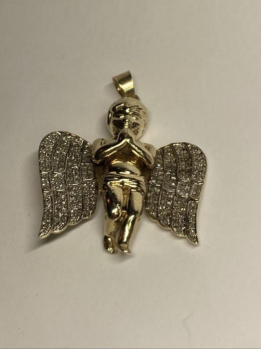 Pandantiv ingeras aur cu diamante