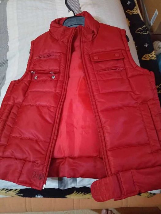 Vesta copii 7ani mărime 122 cm