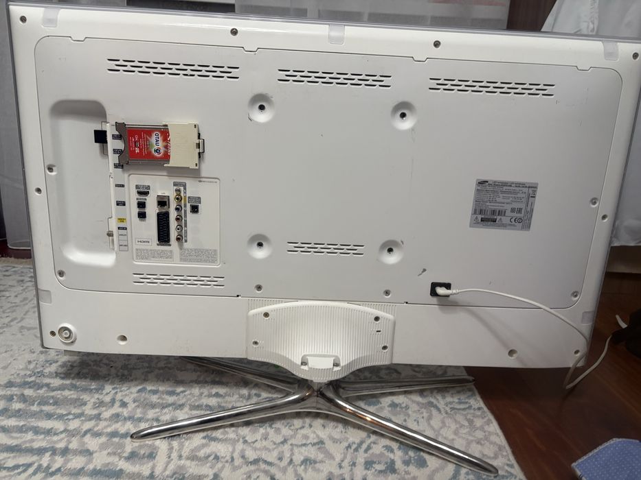 Телевизор Samsung