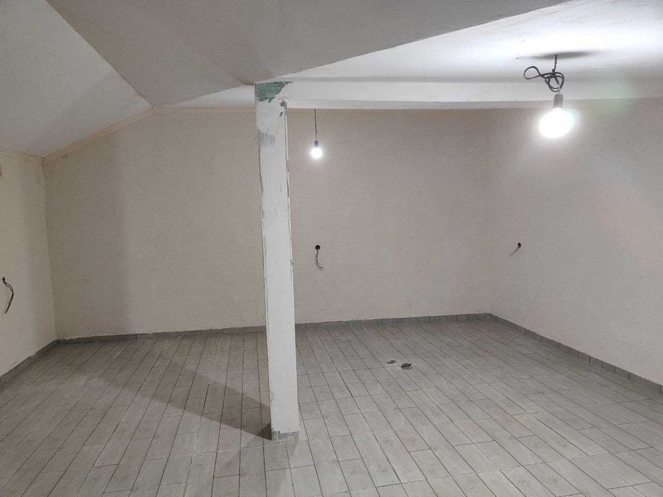 2 комн квартира в аренду. Дуплекс. Рисовый