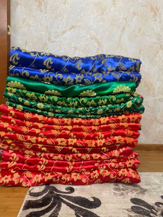 Корпе, одеялы, пледы, подушки, КОВРЫ разные