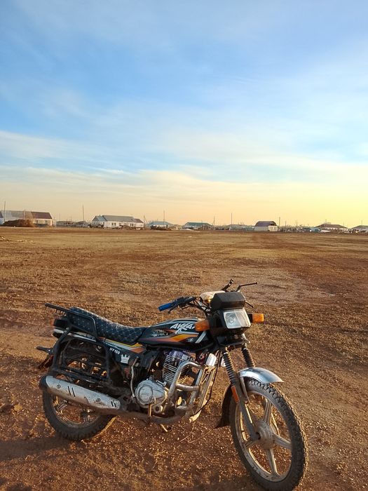 Продаю Мотоцикл сузуки 200