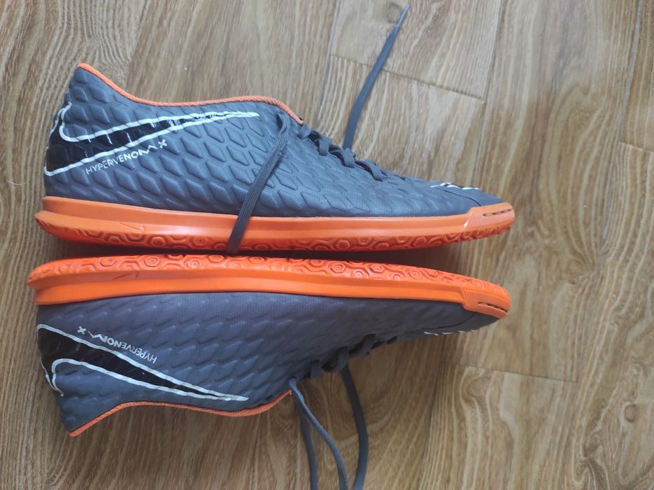 Papuci fotbal Nike Hypervenom 44