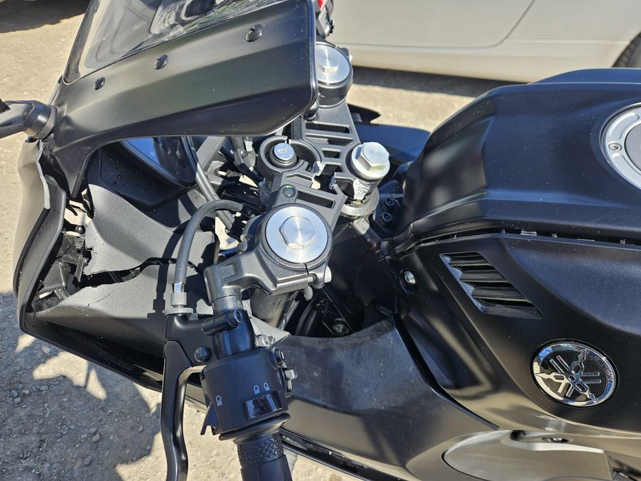 Yamaha YZF125 avariat