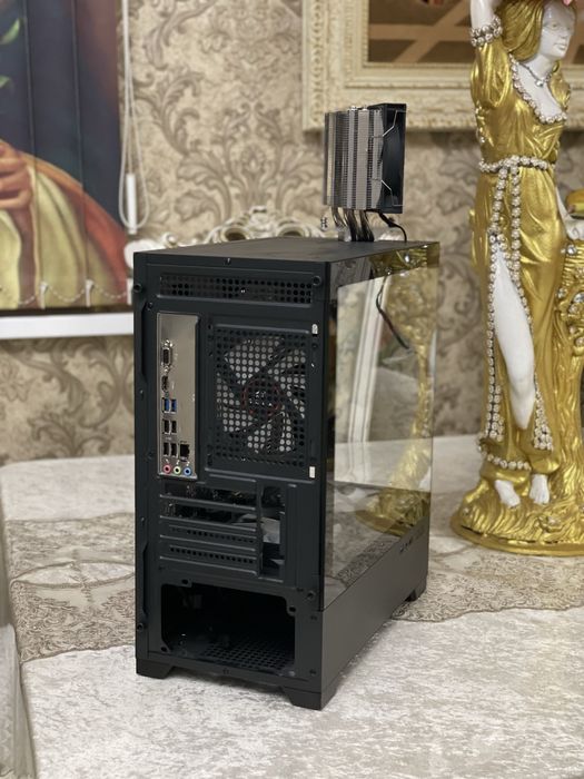 Игровой системник кейс