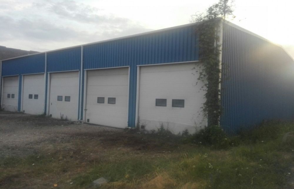 Vand hala metalica 12x20x4 inchisa cu panouri sandwich 14.000E