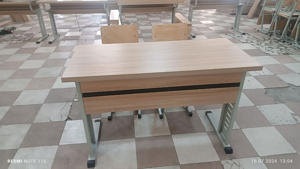 Parta stul oʻquvchilar uchun