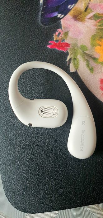 Безжична слушалкa HUAWEI FreeArc,сива само една!